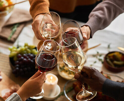 clinking-wine-glasses clinking-wine-glasses